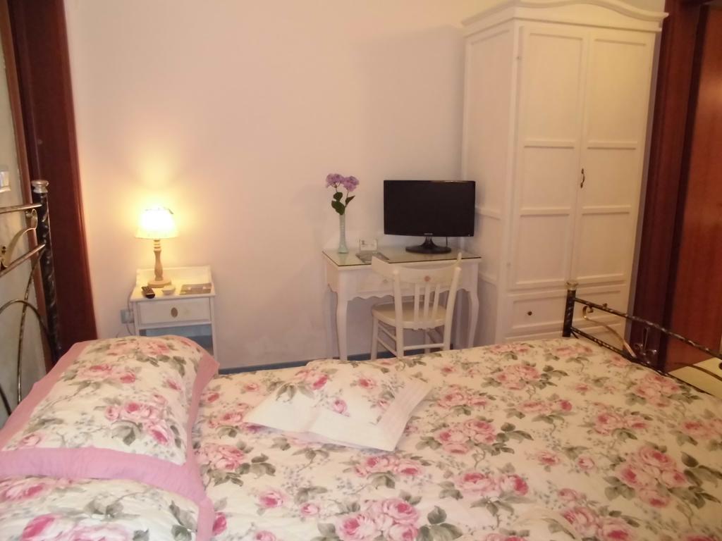 Bed and Breakfast Araucaria Торре-Сан-Джованни-Удженто Номер фото